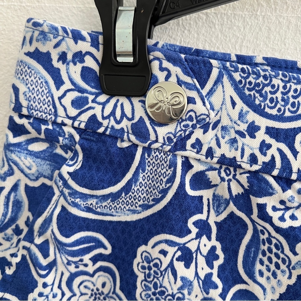 NEW Rafaella paisley Bermuda Shorts blue white 6.5”
Inseam - Picture 3 of 7